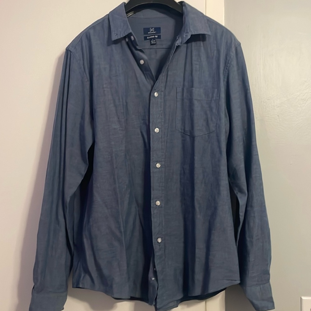 Classic fit button up